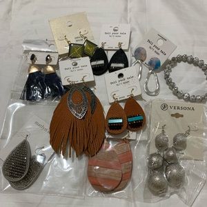 Lot of 9 pairs of fashion earrings